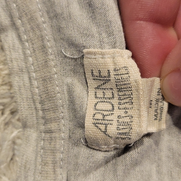 Basic T-shirt - Picture 2 of 4